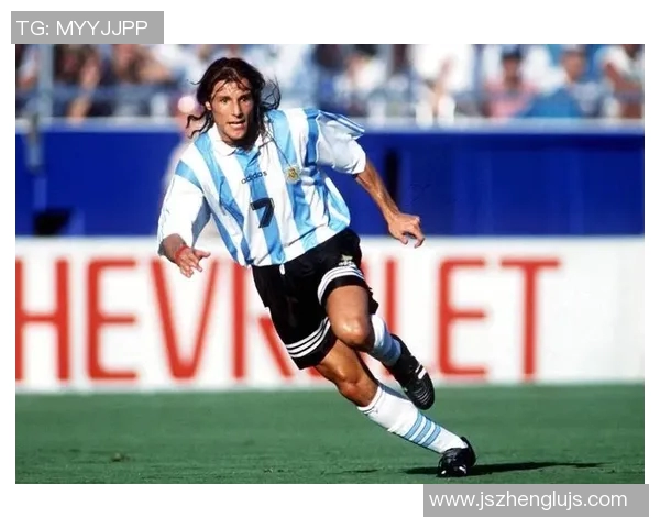 回顾老一辈世界足球球星的辉煌成就与历史影响力